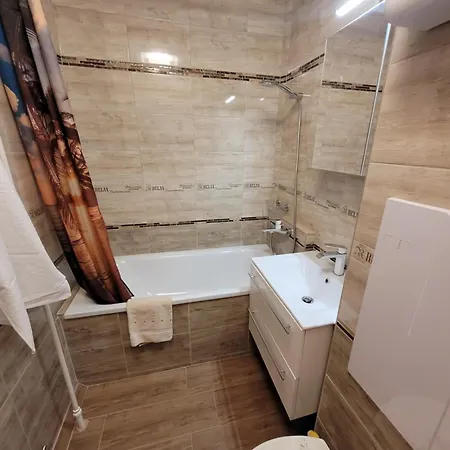 아파트 Madi Rezidencia With Free Parking&wifi - Double Ac - Smarttv *
