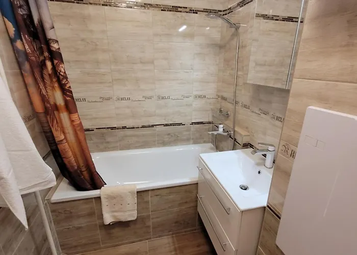 아파트 Madi Rezidencia *